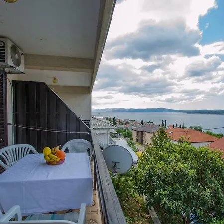 Desa 1 Apartment